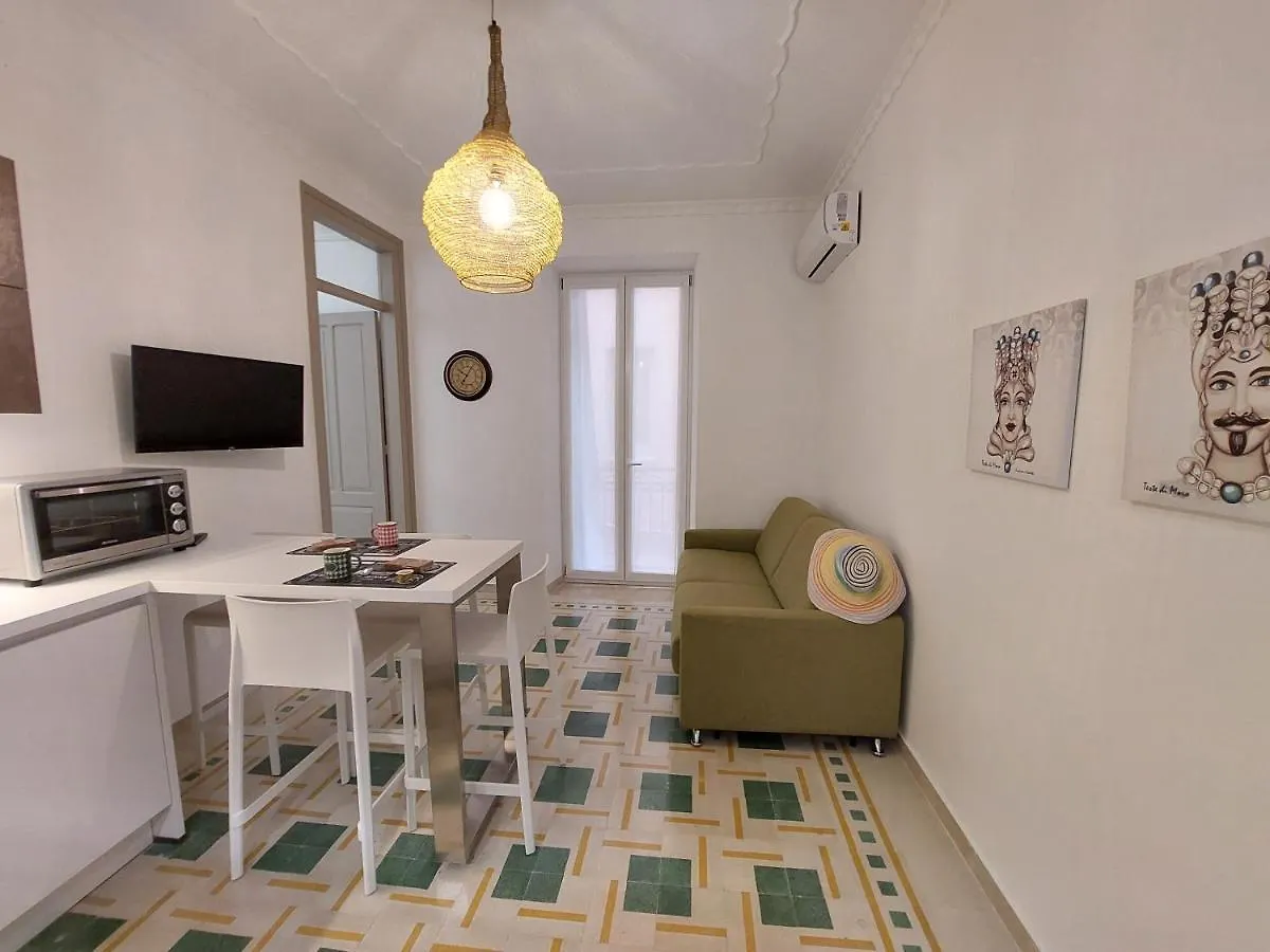 Biscottai42 Apartamento Trapani